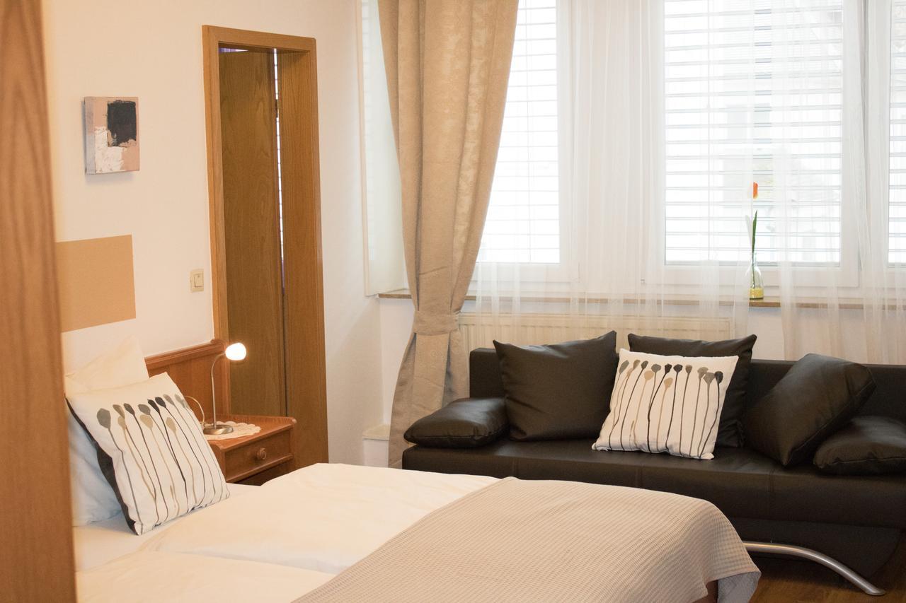 Stadthotel Russelsheim מראה חיצוני תמונה
