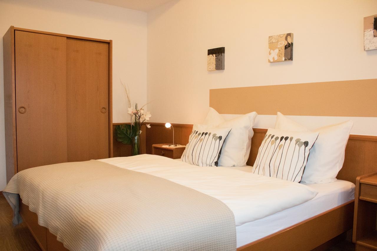 Stadthotel Russelsheim מראה חיצוני תמונה