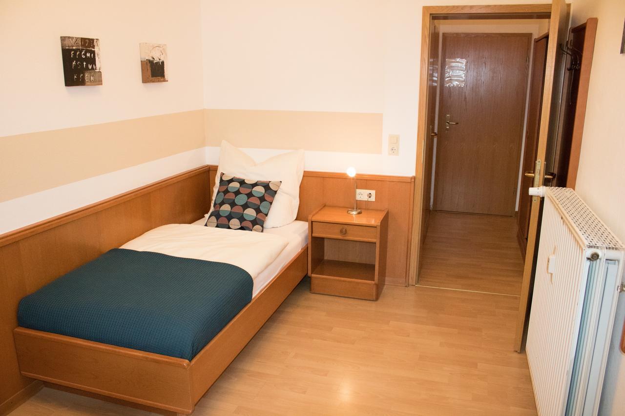 Stadthotel Russelsheim מראה חיצוני תמונה